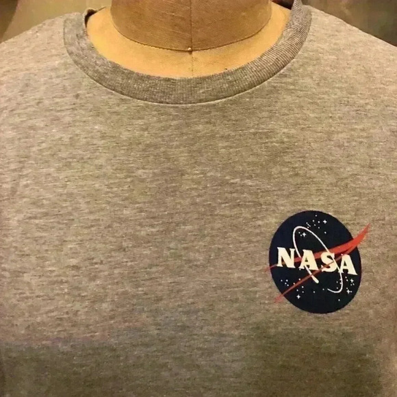 H&M Divided Gray NASA Crew Neck Long Sleeve Pullover Top Size L - Picture 5 of 6